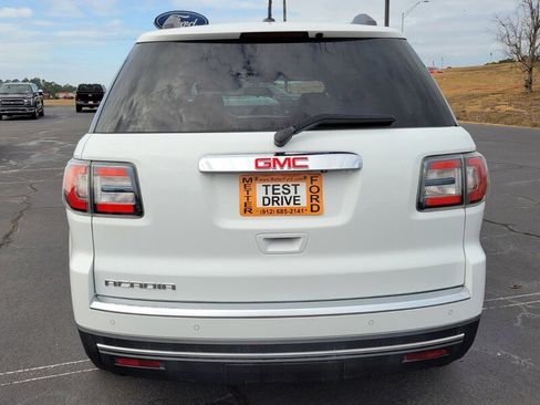 Used 2016 GMC Acadia SLE image 9