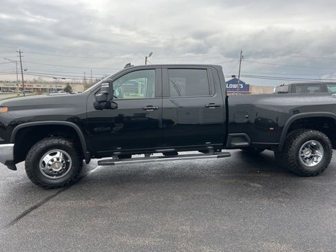 Used 2025 Chevrolet Silverado 3500 LT w/ All Star Edition image 4
