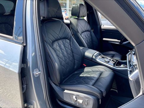 Used 2024 BMW X5 xDrive50e w/ M Sport Package AWD/4WD image 7