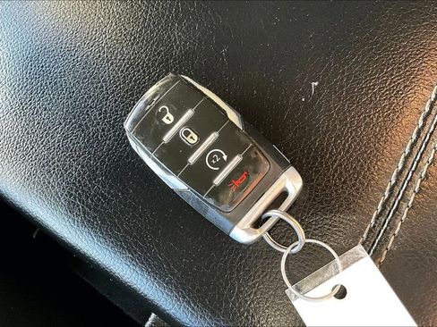 Certified 2019 RAM 1500 Laramie image 27