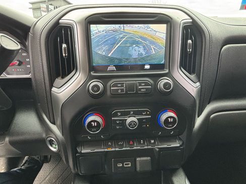 Used 2022 Chevrolet Silverado 1500 RST image 18