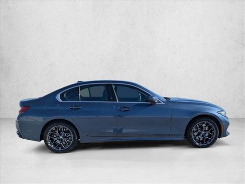 Used 2025 BMW 330i Sedan w/ Convenience Package RWD image 4