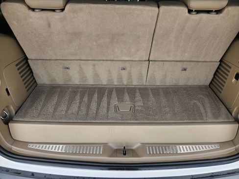 Used 2018 GMC Yukon SLT w/ Open Road Package RWD image 35