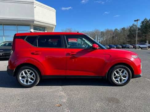 Used 2020 Kia Soul S image 8