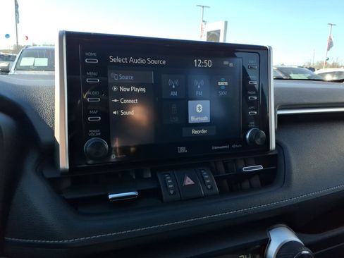 Used 2021 Toyota RAV4 Limited image 20