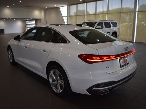 Used 2025 Audi A5 2.0T Prestige AWD/4WD image 5