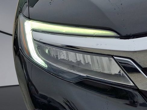 Used 2021 Honda Pilot Touring image 34