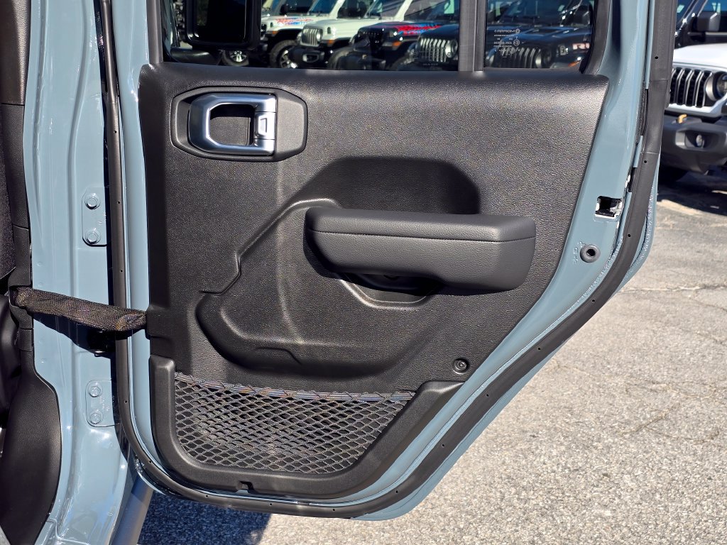 New 2026 Jeep Gladiator Mojave AWD/4WD image 38