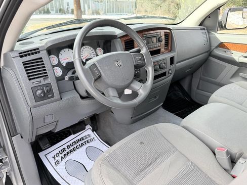 Used 2006 Dodge Ram 1500 Truck SLT image 7