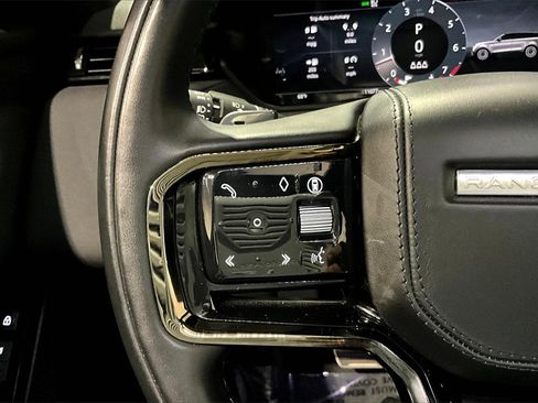 Used 2025 Land Rover Range Rover Velar Dynamic SE image 11