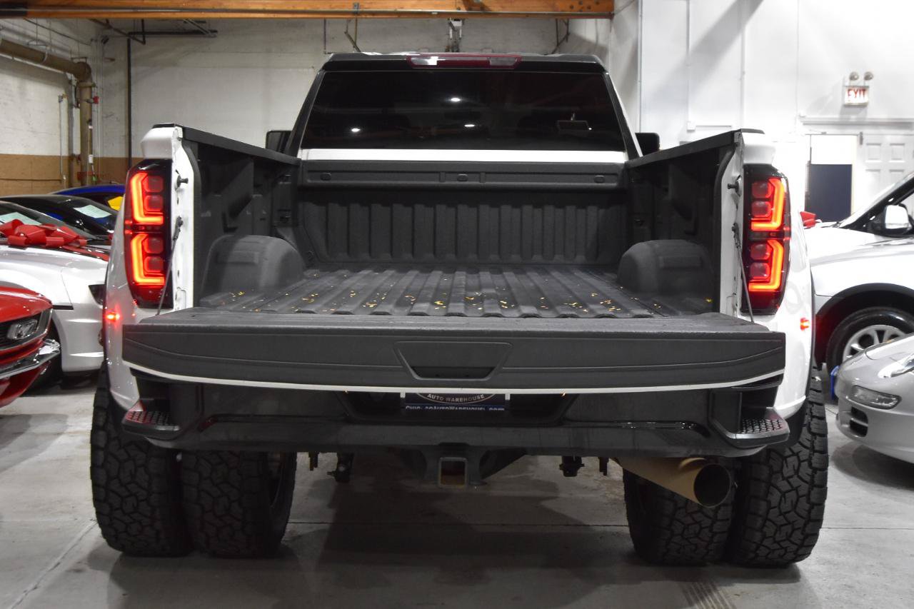 Used 2023 Chevrolet Silverado 3500 LT AWD/4WD image 39