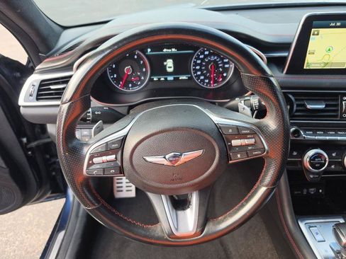 Used 2019 Genesis G70 2.0T Advanced w/ Sport Package RWD image 9