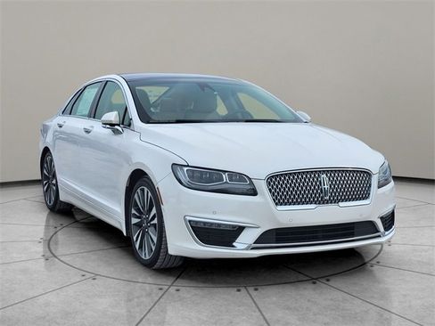 Used 2019 Lincoln MKZ Reserve w/ Luxury Package image 14