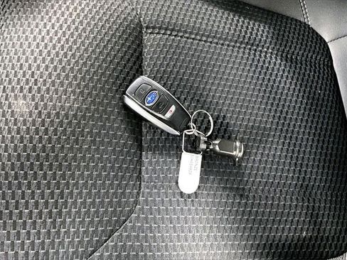 Used 2021 Subaru Forester Premium image 31