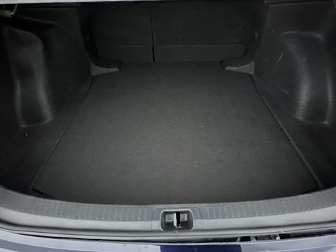 Used 2024 Toyota Corolla LE image 30