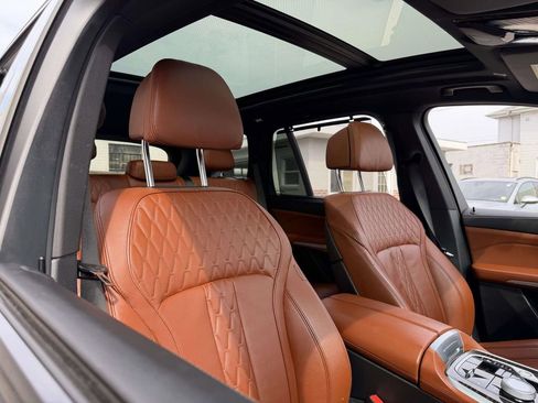 Used 2024 BMW X5 xDrive50e w/ Executive Package image 10