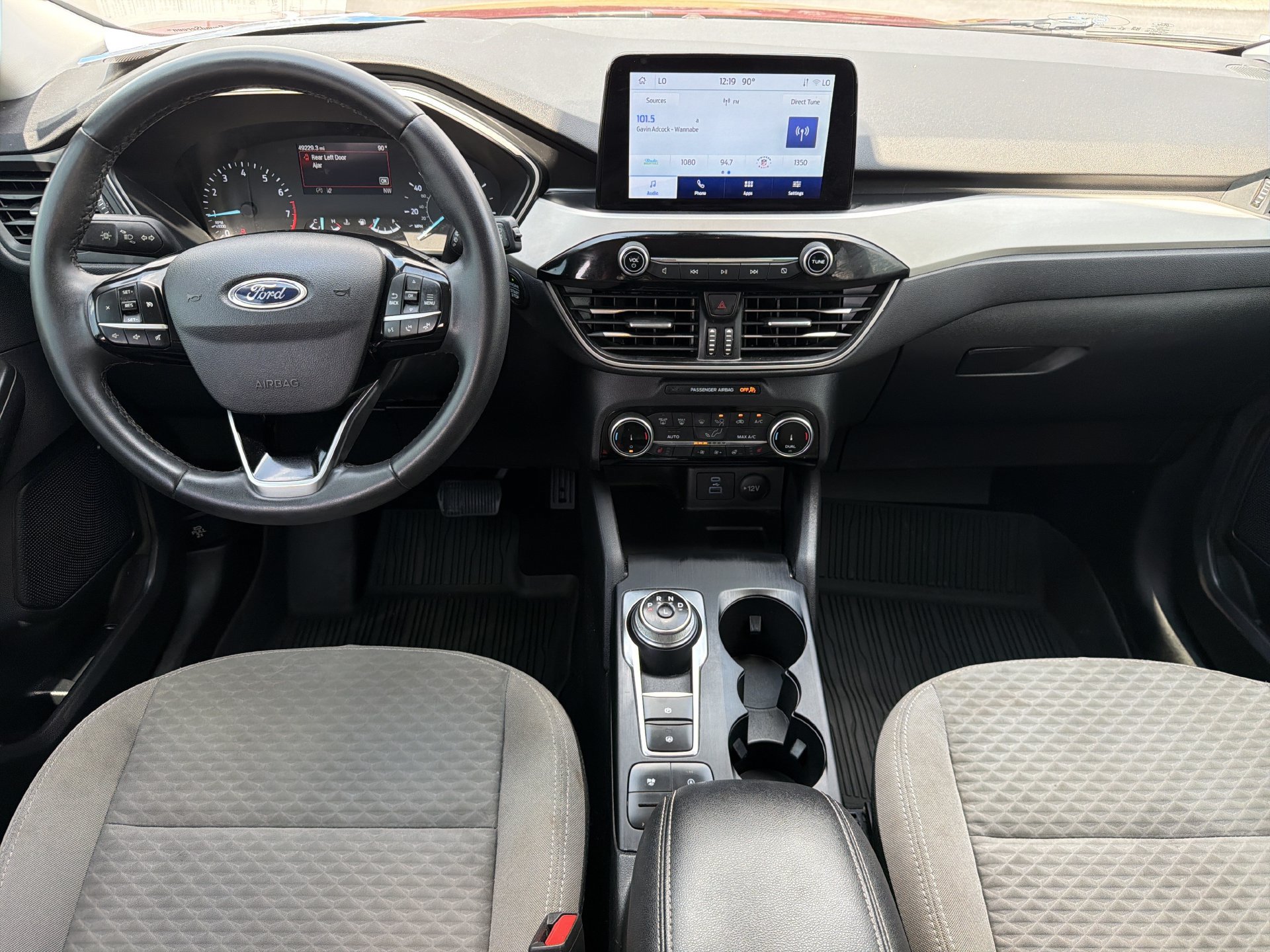 Used 2022 Ford Escape SE w/ Convenience Package AWD/4WD image 2