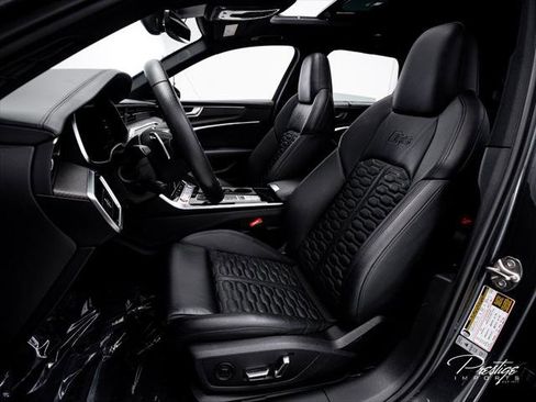 Used 2022 Audi RS 6 AWD/4WD image 28