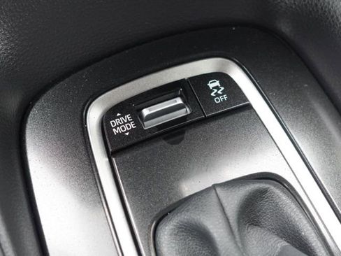 Certified 2025 Toyota Corolla SE FWD image 27