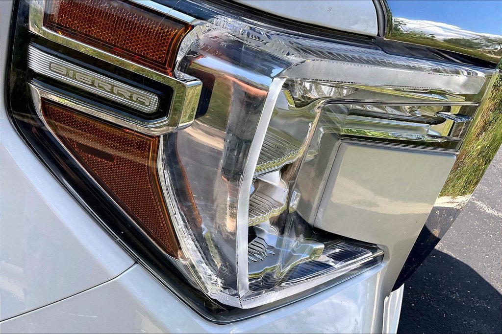 Used 2022 GMC Sierra 1500 Denali AWD/4WD image 28