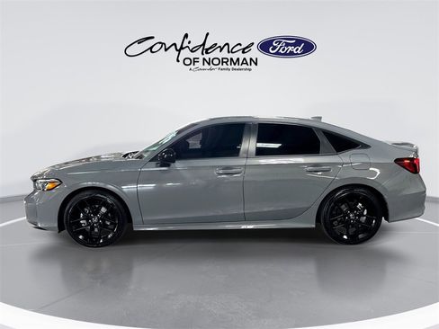 Used 2025 Honda Civic Sport image 5