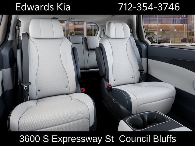 New 2027 Kia Carnival SX w/ Dark Edition Package FWD image 18