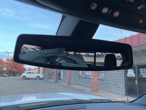 Used 2022 GMC Sierra 1500 AT4 w/ AT4 Premium Package image 77