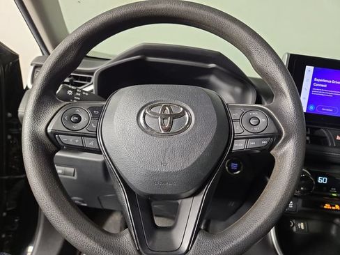 Used 2023 Toyota RAV4 XLE AWD/4WD image 21