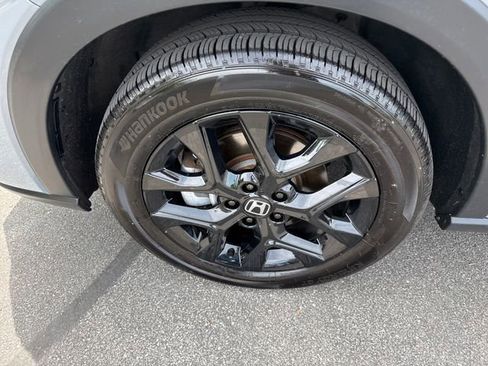 Certified 2024 Honda HR-V Sport image 37