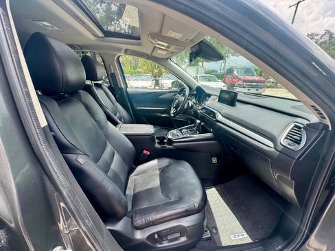 Used 2019 MAZDA CX-9 Touring w/ Touring Premium Package FWD image 15