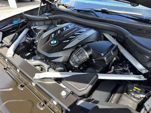 Used 2020 BMW X5 M50i w/ Executive Package AWD/4WD image 50