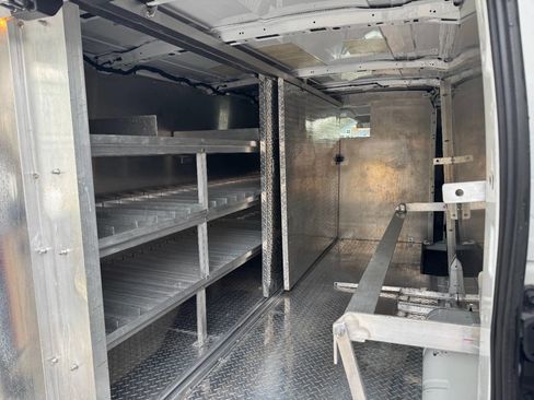 Used 2016 Ford Transit 250 148 Low Roof image 15