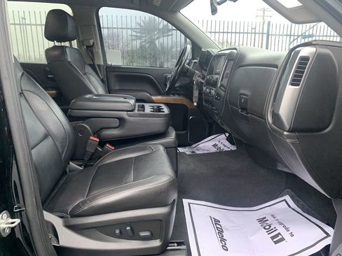 Used 2018 Chevrolet Silverado 1500 LTZ image 27