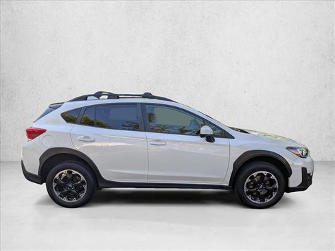 Used 2023 Subaru Crosstrek 2.0i Premium AWD/4WD image 4