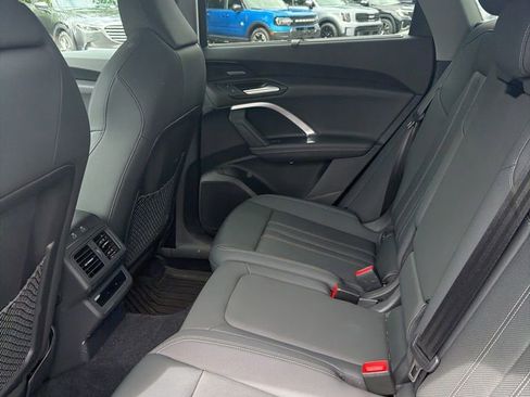 Used 2025 Audi Q5 Premium Plus w/ Premium Plus AWD/4WD image 24