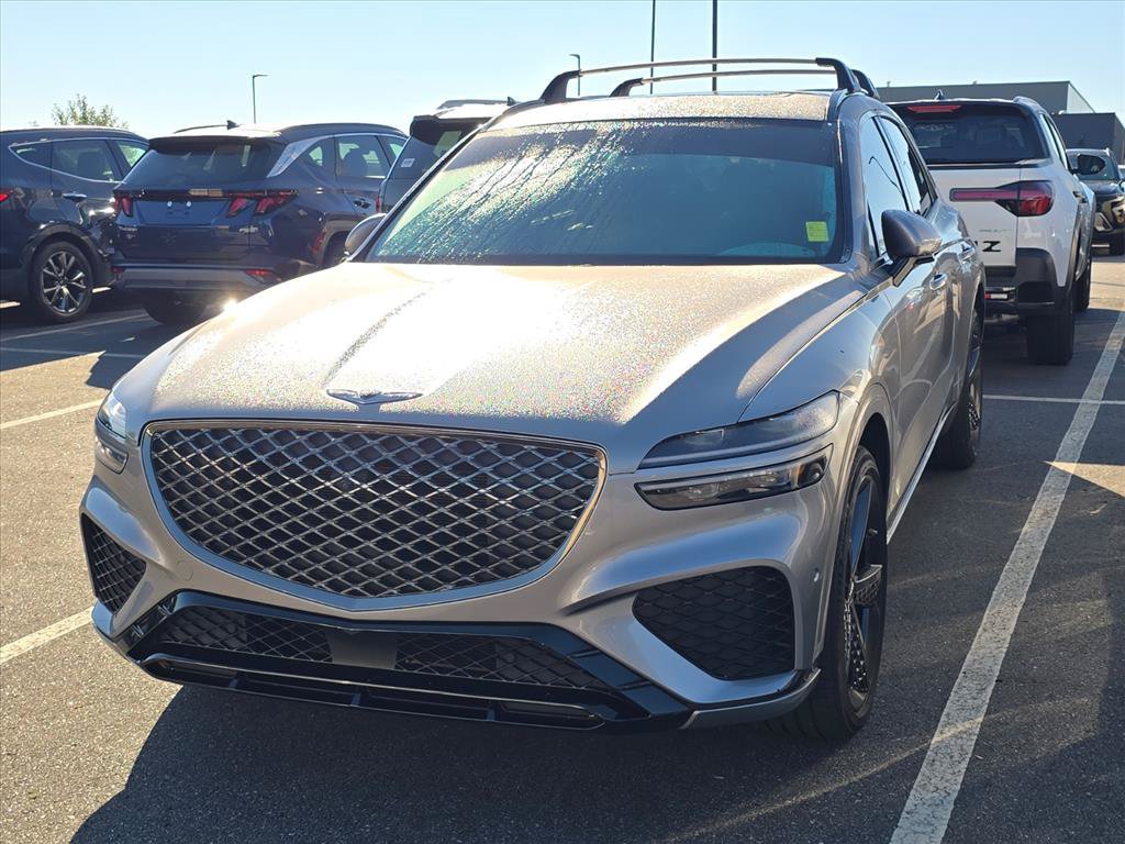 Used 2023 Genesis GV70 2.5T w/ Sport Prestige Package AWD/4WD image 3