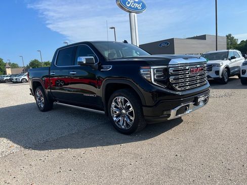 Used 2024 GMC Sierra 1500 Denali AWD/4WD image 1