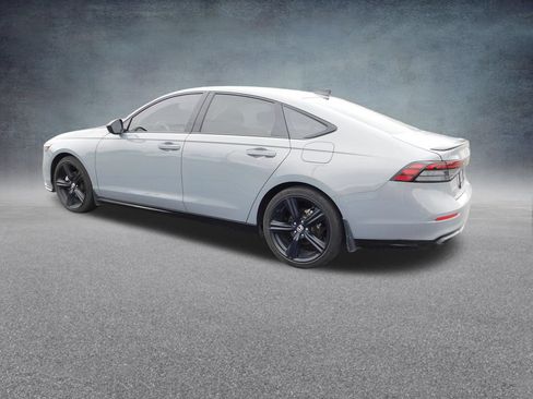 Used 2024 Honda Accord Sport image 5