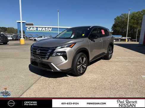 Certified 2025 Nissan Rogue SL w/ SL Premium Package image 17