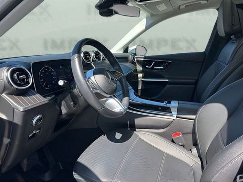 Used 2023 Mercedes-Benz GLC 300 4MATIC image 9