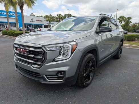Used 2023 GMC Terrain AT4 image 7