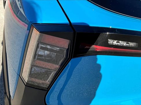 New 2026 Nissan Kicks SR w/ SR Premium Package AWD/4WD image 12