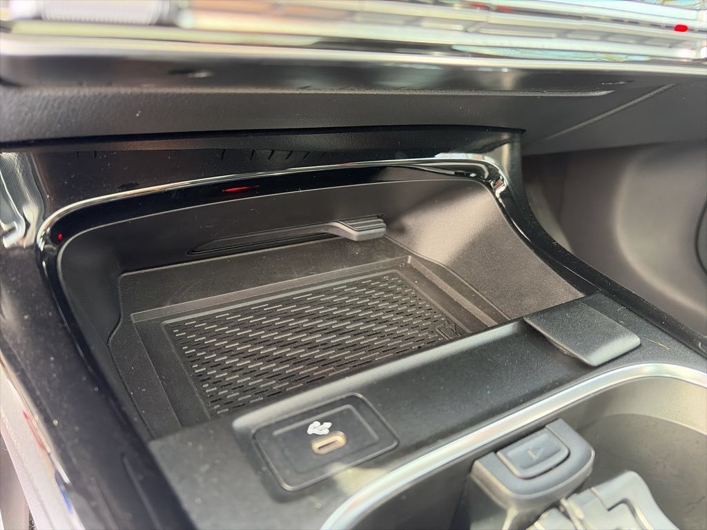 Used 2025 Mercedes-Benz CLA 35 AMG 4MATIC image 19