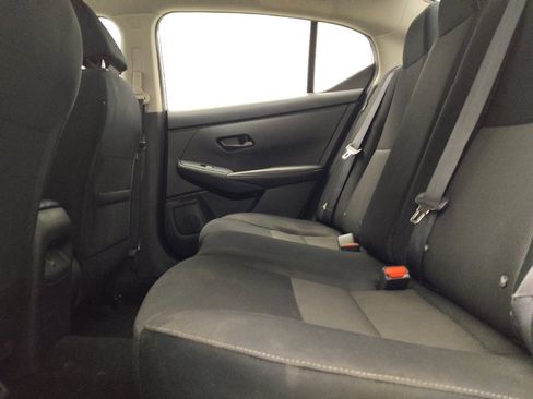 Used 2025 Nissan Sentra SV FWD image 18