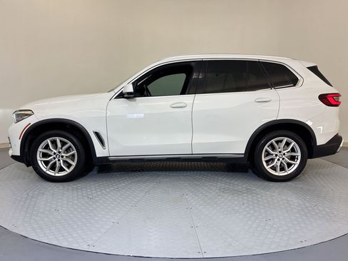 Certified 2023 BMW X5 xDrive40i w/ Premium Package AWD/4WD image 2