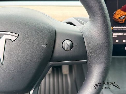 Used 2023 Tesla Model 3 Standard Range RWD image 14