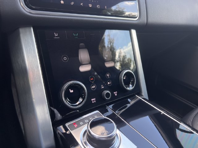 Used 2021 Land Rover Range Rover AWD/4WD image 22
