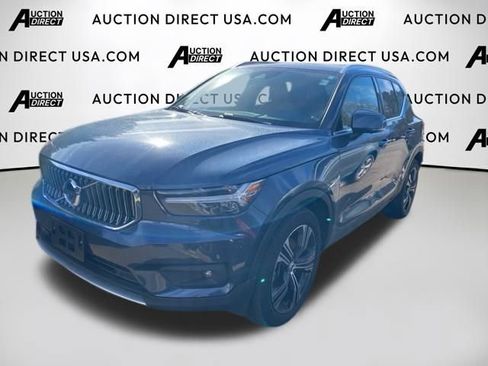 Used 2020 Volvo XC40 T5 Inscription image 1