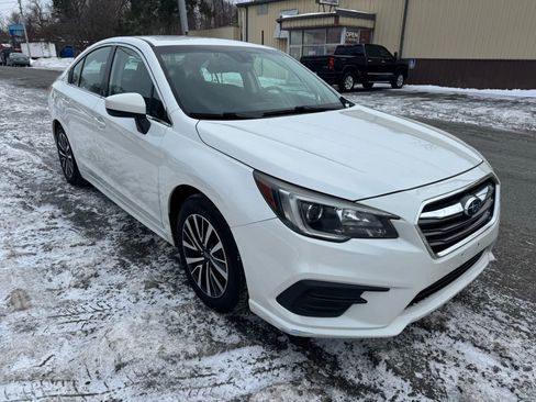 Used 2019 Subaru Legacy 2.5i Premium image 3