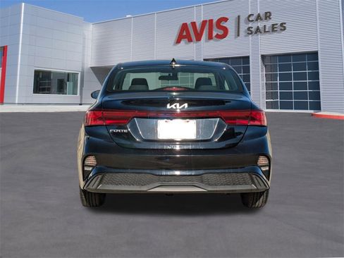 Used 2024 Kia Forte LXS image 7